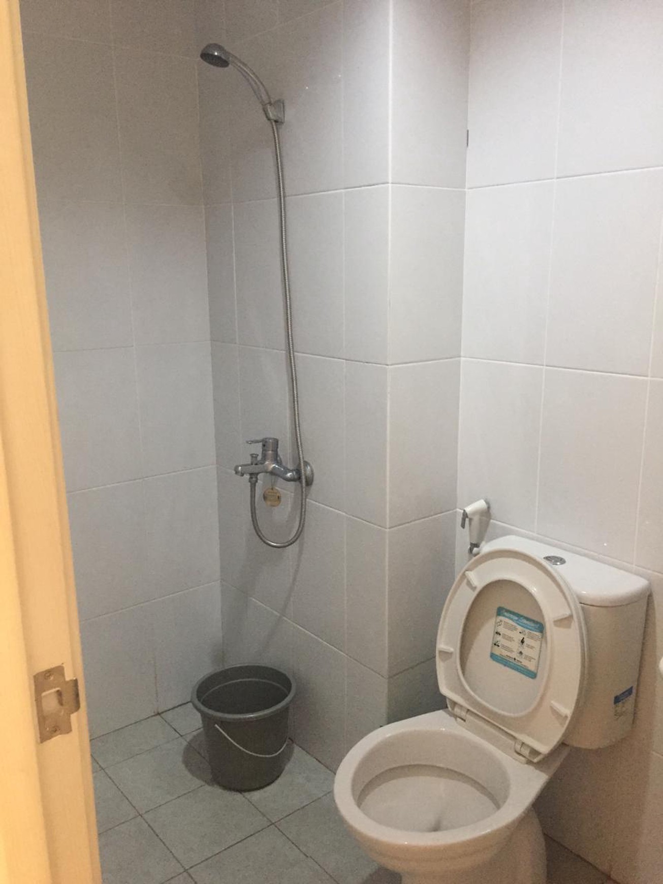 DIJUAL APARTEMEN STUDIO PATRALAND URBANO BEKASI SEBELAH STASIUN KRL BEKASI KOTA
