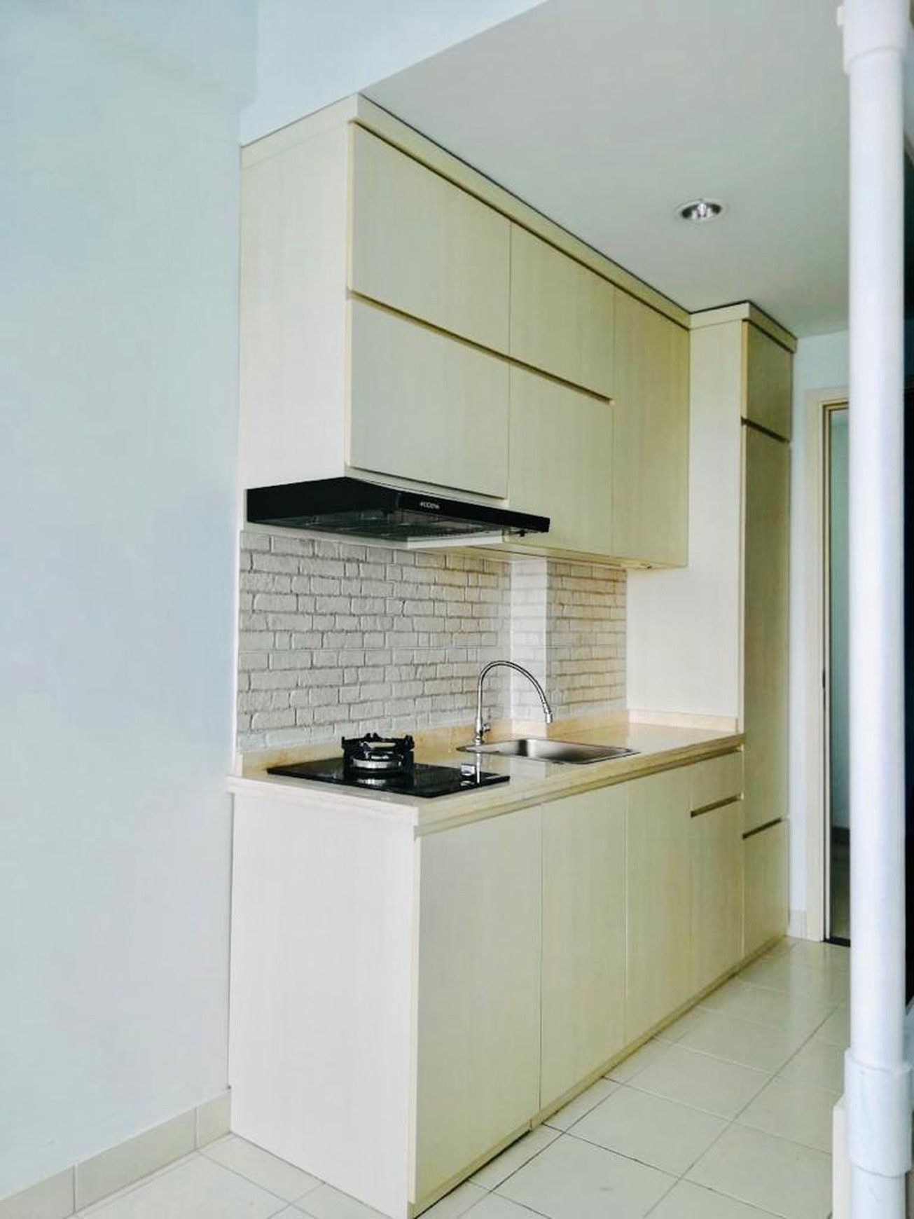 DIJUAL APARTEMEN STUDIO PATRALAND URBANO BEKASI SEBELAH STASIUN KRL BEKASI KOTA