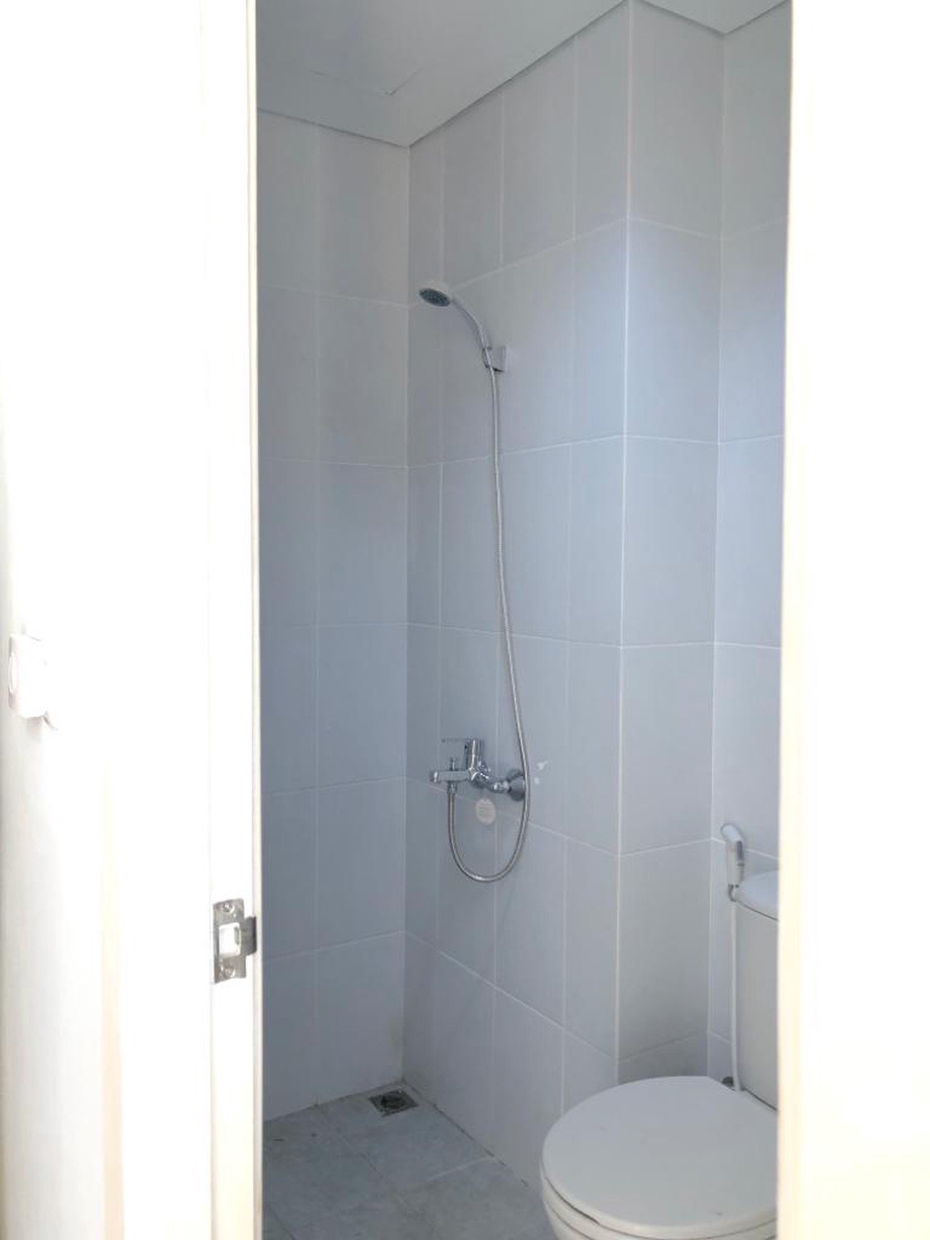 DIJUAL APARTEMEN STUDIO PATRALAND URBANO BEKASI SEBELAH STASIUN KRL BEKASI KOTA