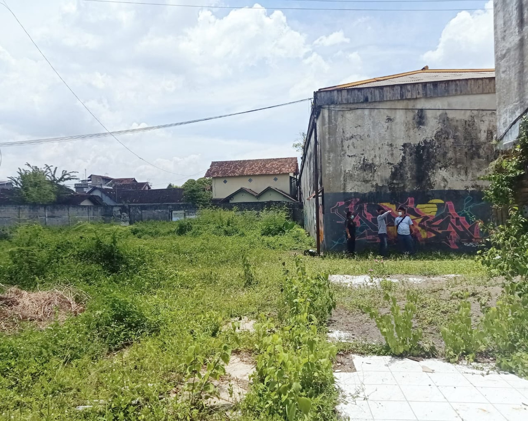 Tanah Luas di pusat bisnis Jl.Urip Sumohardjo - Yogyakarta.