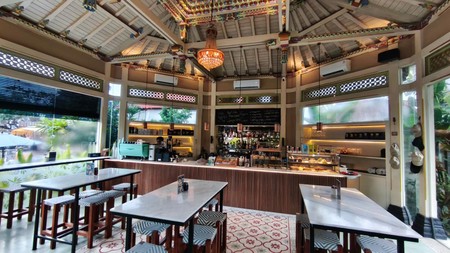 Prime Location Restaurant and Coffeeshop For Rent in Sanur