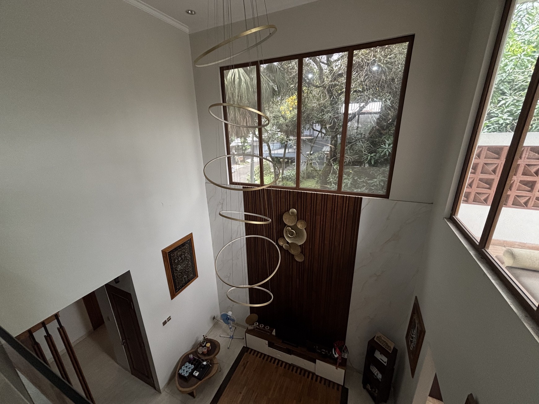 Rumah 2.5 Lantai Hoek Nyaman di CITRA GRAN CIBUBUR