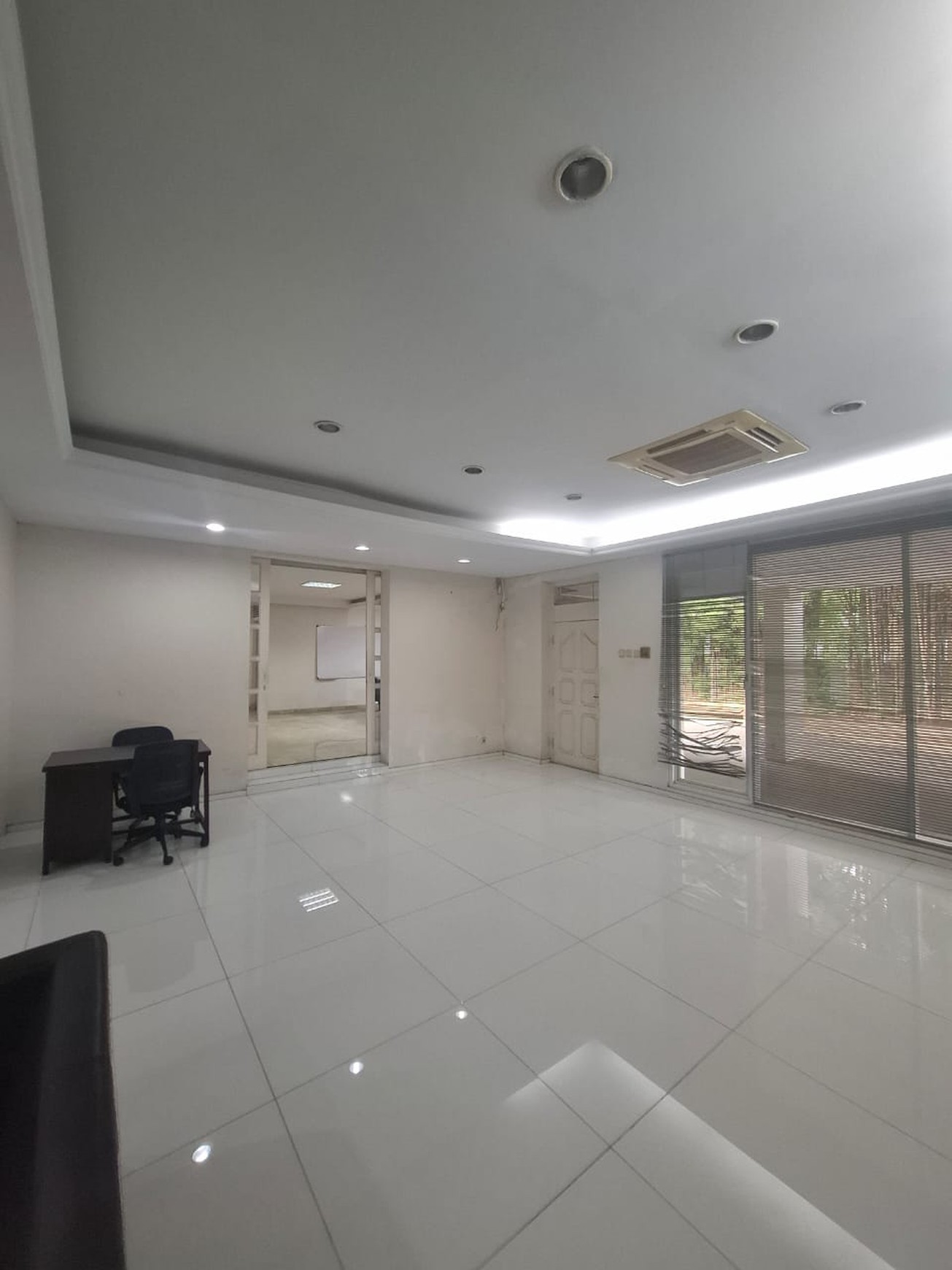 RUMAH DIJUAL JALAN DAHA KEBAYORAN BARU JAKARTA SELATAN