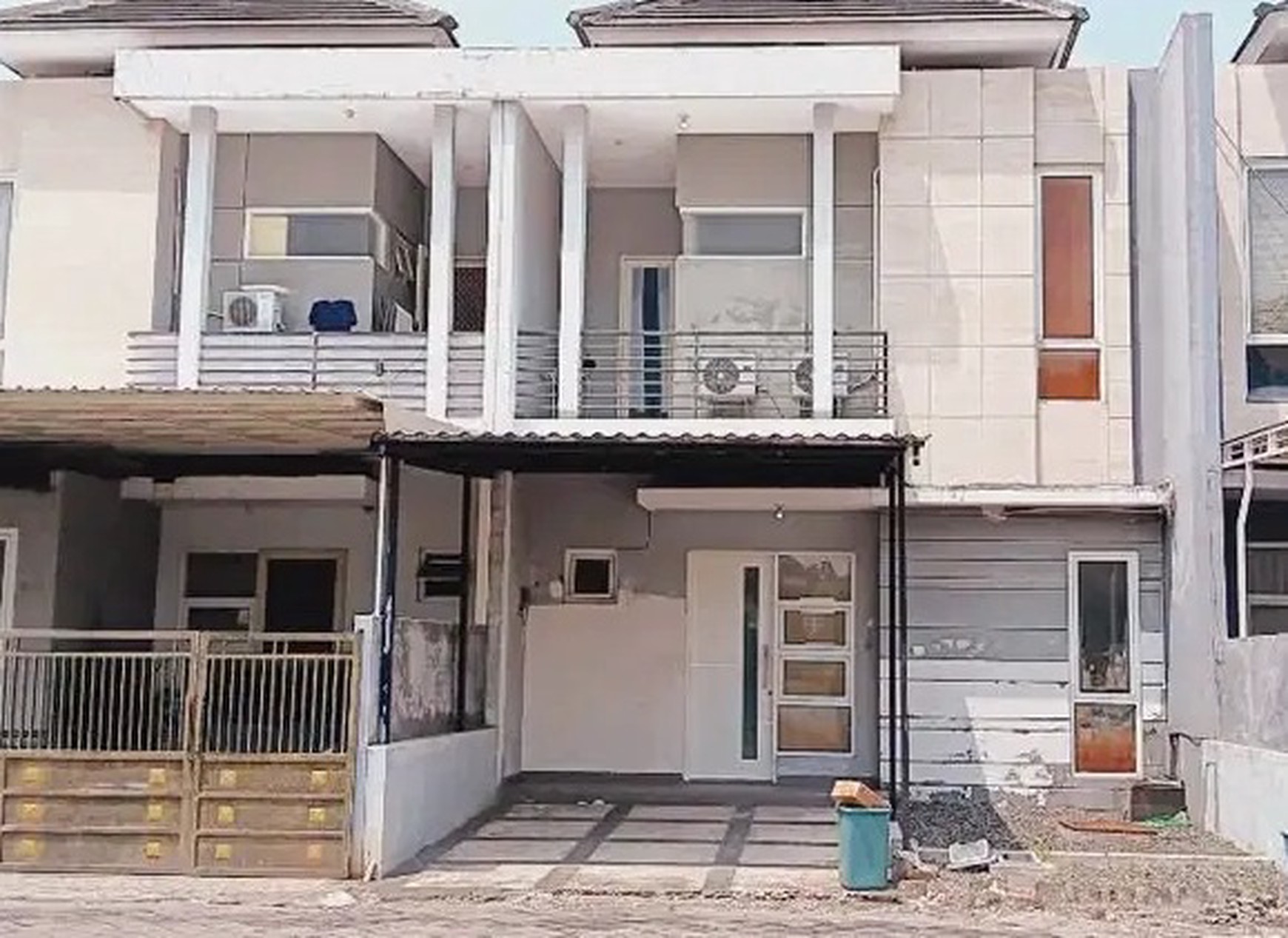 Dijual Rumah di The Dharma Indah Regency Surabaya