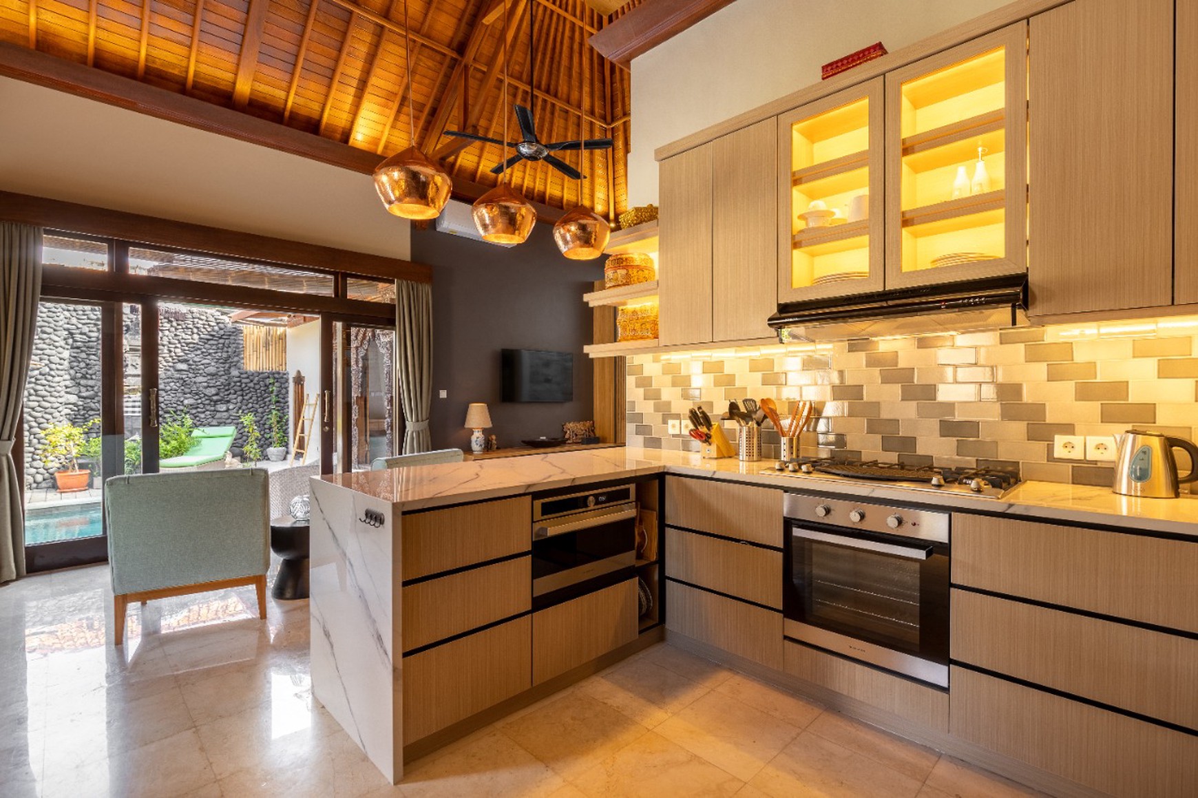 Freehold - Elegant Modern Villa with Balinese Touches in Sanur, Bali