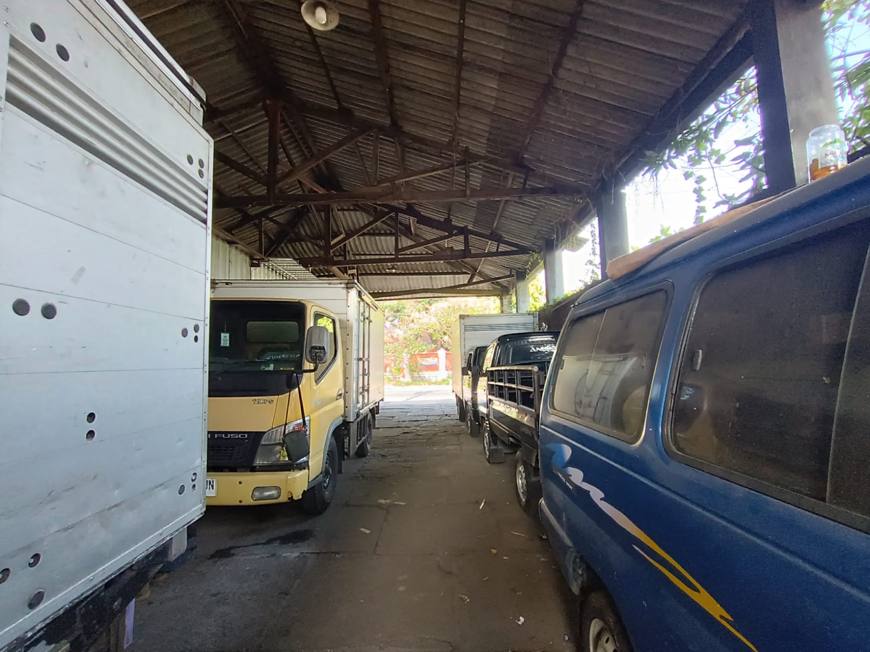 Tanah & Bangunan 740 Meter Persegi Cocok Untuk Gudang Lokasi Strategis Dekat Pasar Legi Kotagede Yogyakarta