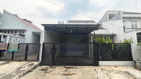 Rumah 2 Lantai Layout Nyaman Dalam Komplek Tenang dan Strategis di Cinere