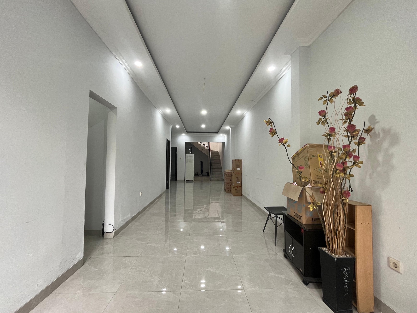 Rumah 2 Lantai Layout Nyaman Dalam Komplek Tenang dan Strategis di Cinere