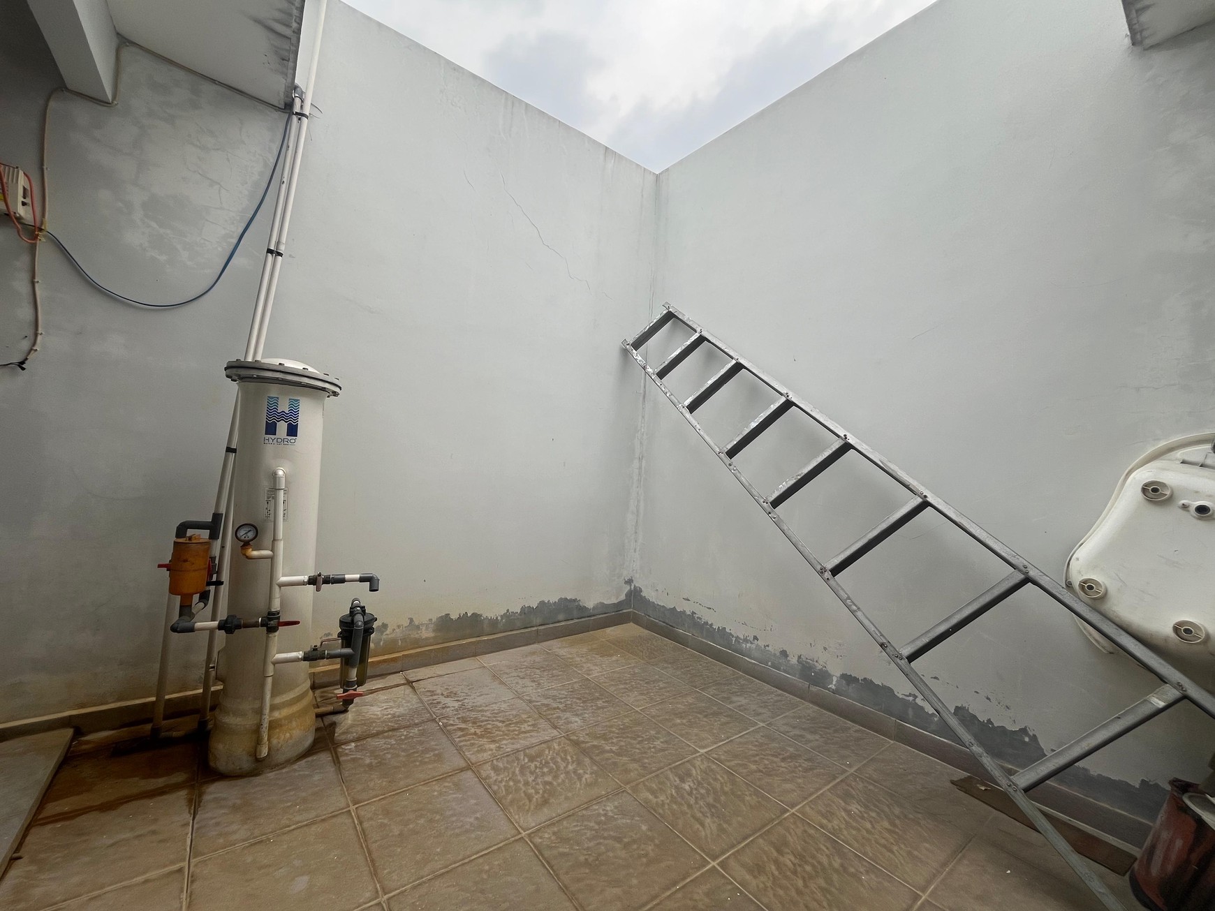 Rumah 2 Lantai Layout Nyaman Dalam Komplek Tenang dan Strategis di Cinere