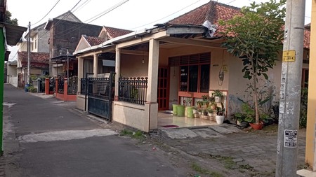 Rumah 5 Kamar Tidur Dekat Bandara Adisucipto Purwomartani Kalasan Sleman