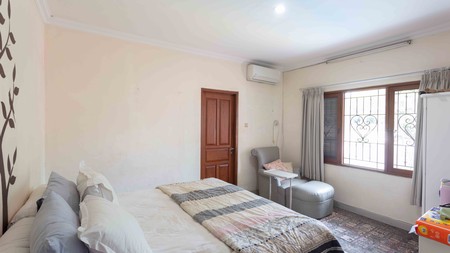 Jual murah rumah bagus kebayoran baru
