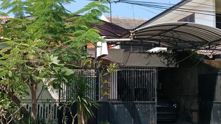 Dijual Rumah 2 lantai di Rungkut Asri Utara Surabaya