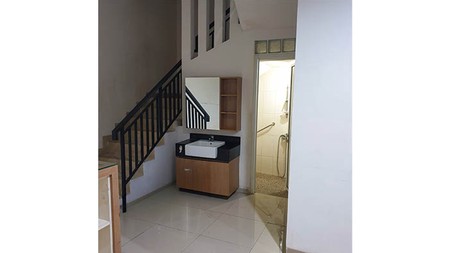 Rumah Kelapa Nias, Kelapa Gading