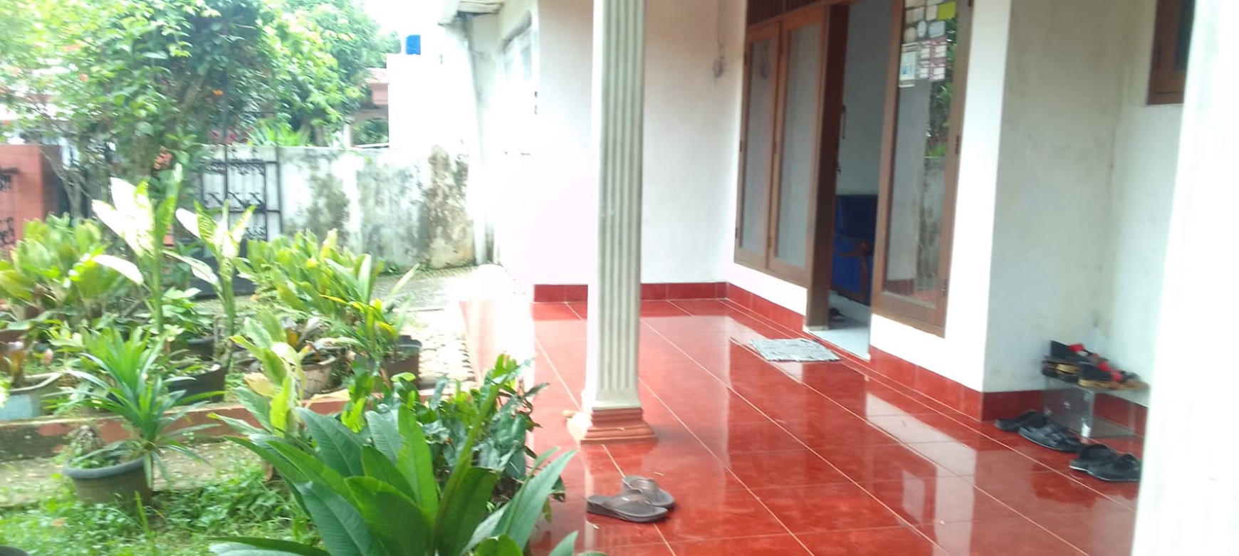Rumah Dengan Luas Tanah 695 m2, Di Komplek Bharata Pura, Dekat Supermarket Jogya, 5 Menit Ke Tol BORR Bogor