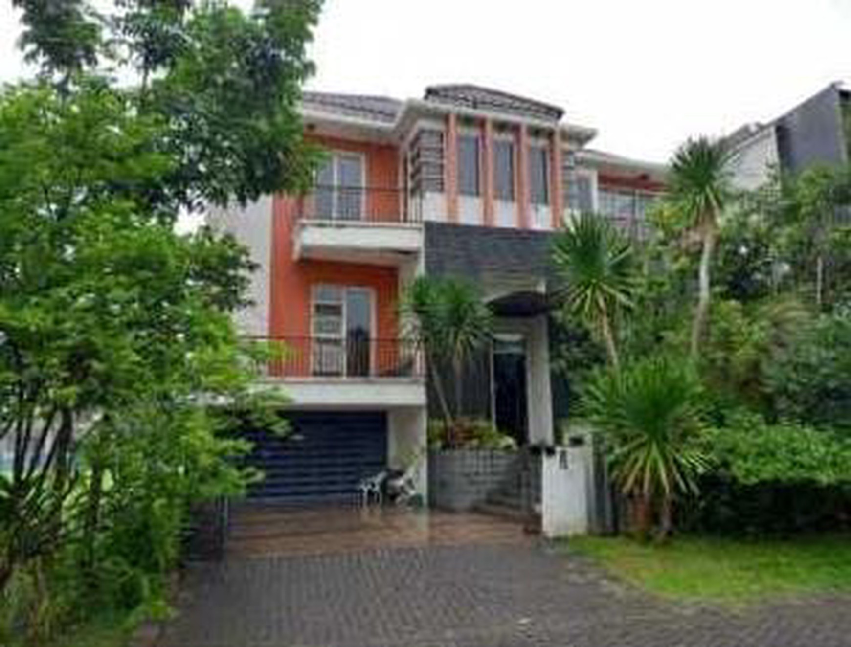 Dijual Lelang Rumah Murah dan Mewah di Citraland Surabaya