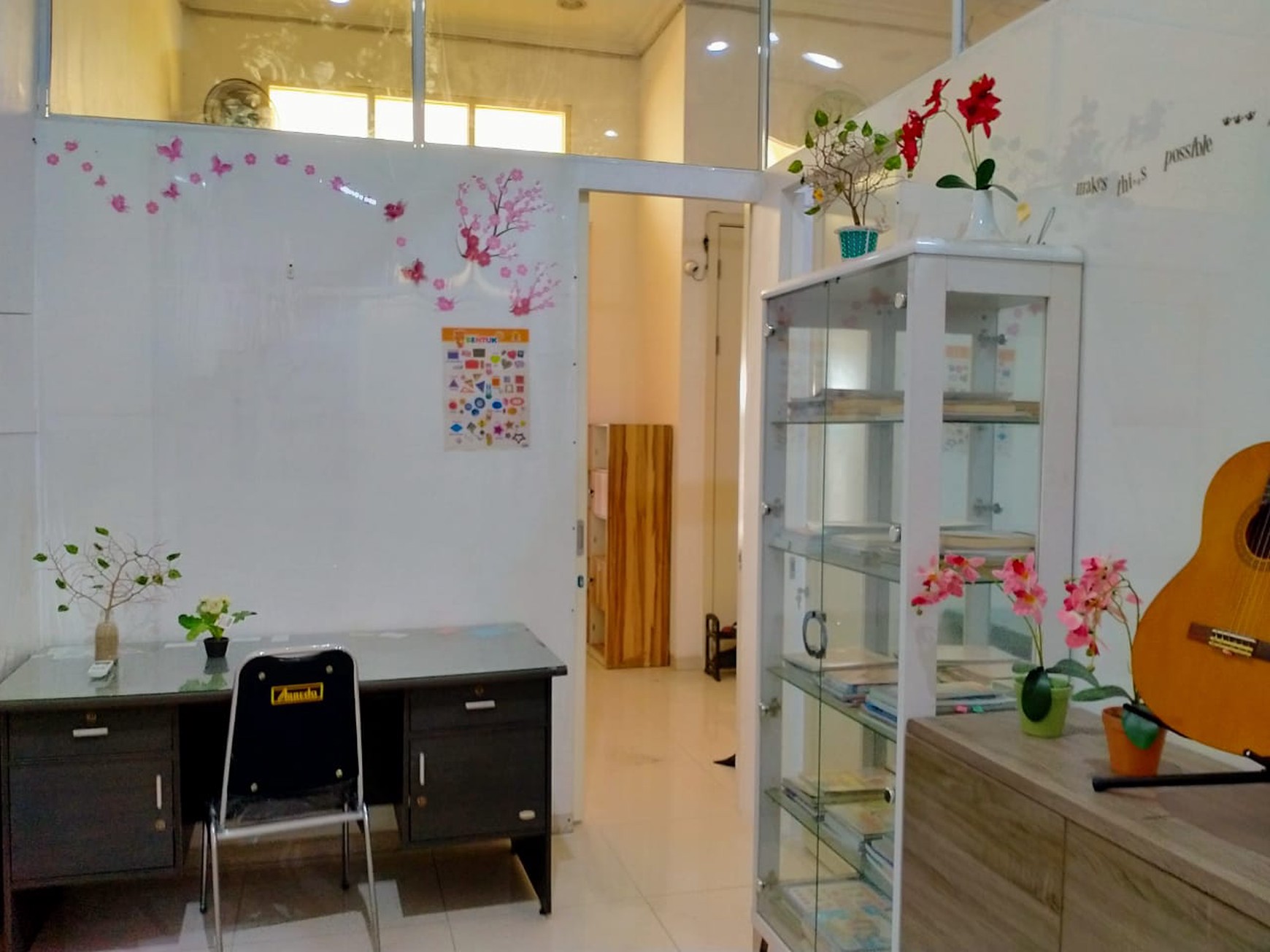 DIJUAL & DISEWAKAN RUMAH KOMERSIAL EX KANTOR Nirwana Eksekutif, Surabaya Timur