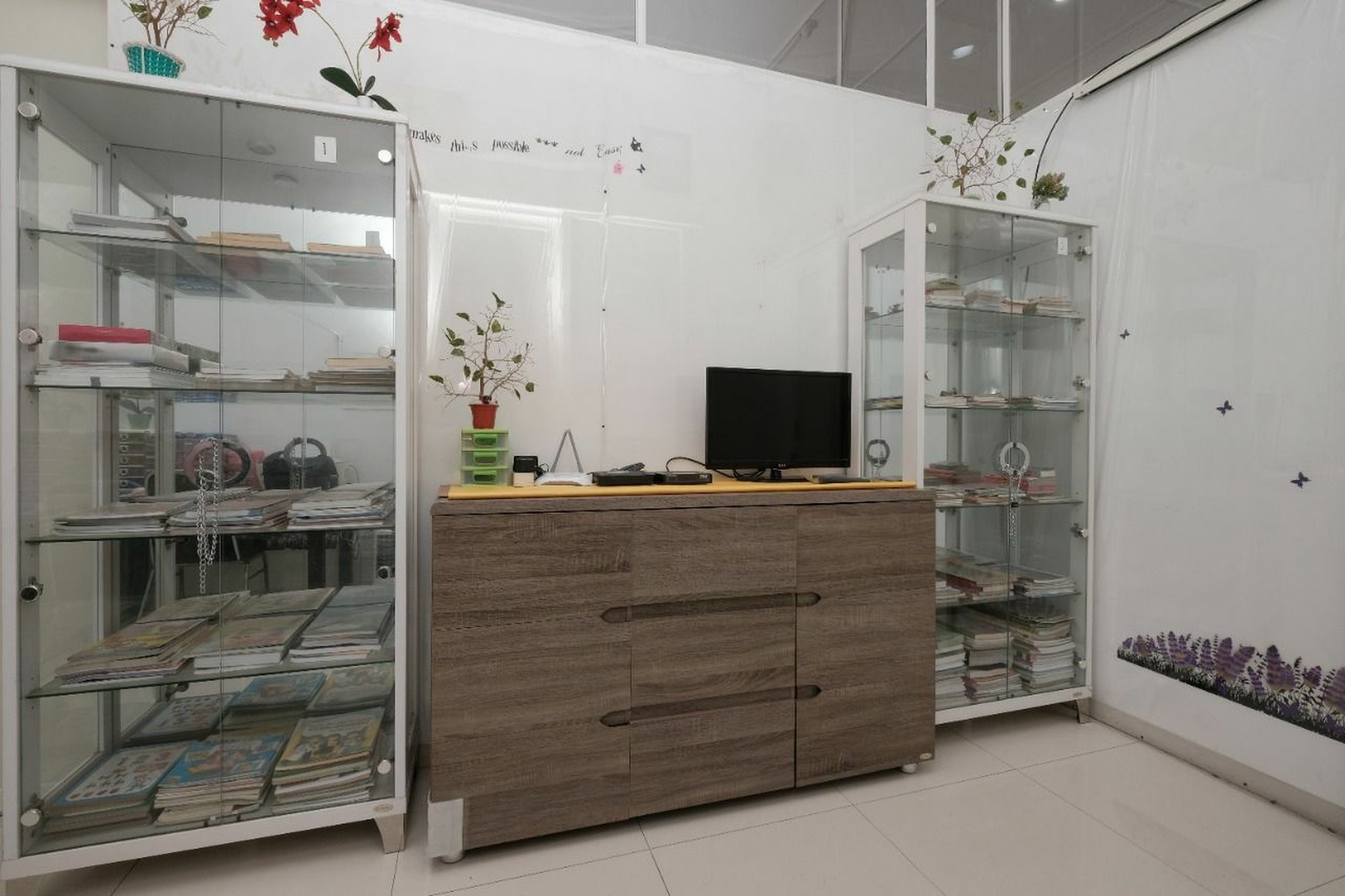 DIJUAL & DISEWAKAN RUMAH KOMERSIAL EX KANTOR Nirwana Eksekutif, Surabaya Timur