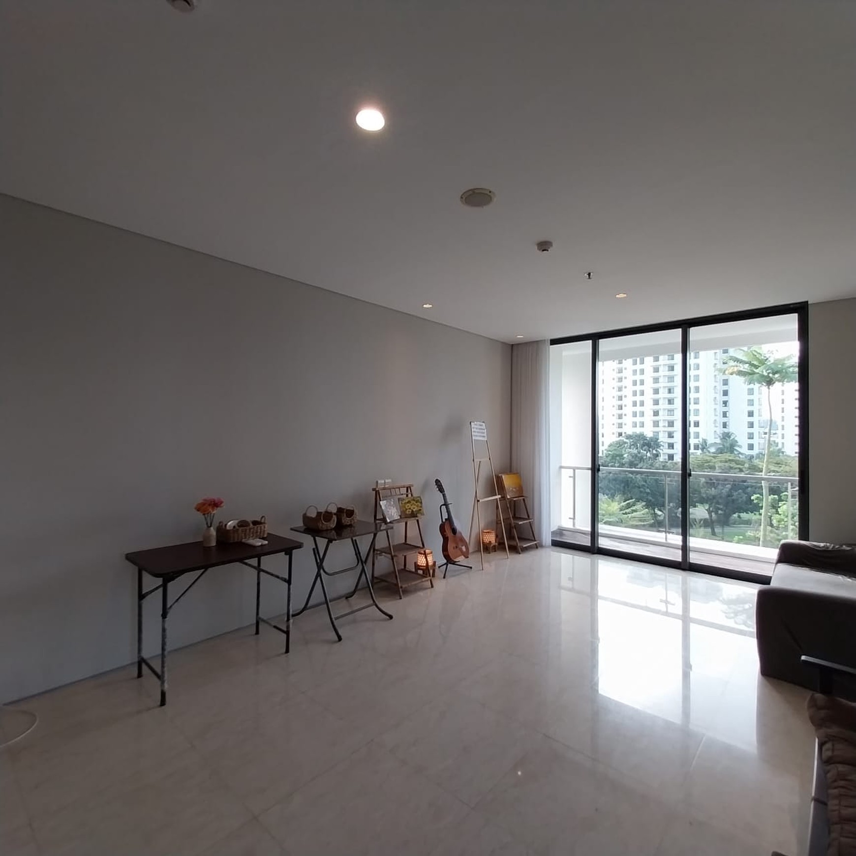 DIJUAL & DISEWAKAN Apartemen MEWAH Rosebay, Graha Family, Surabaya Barat