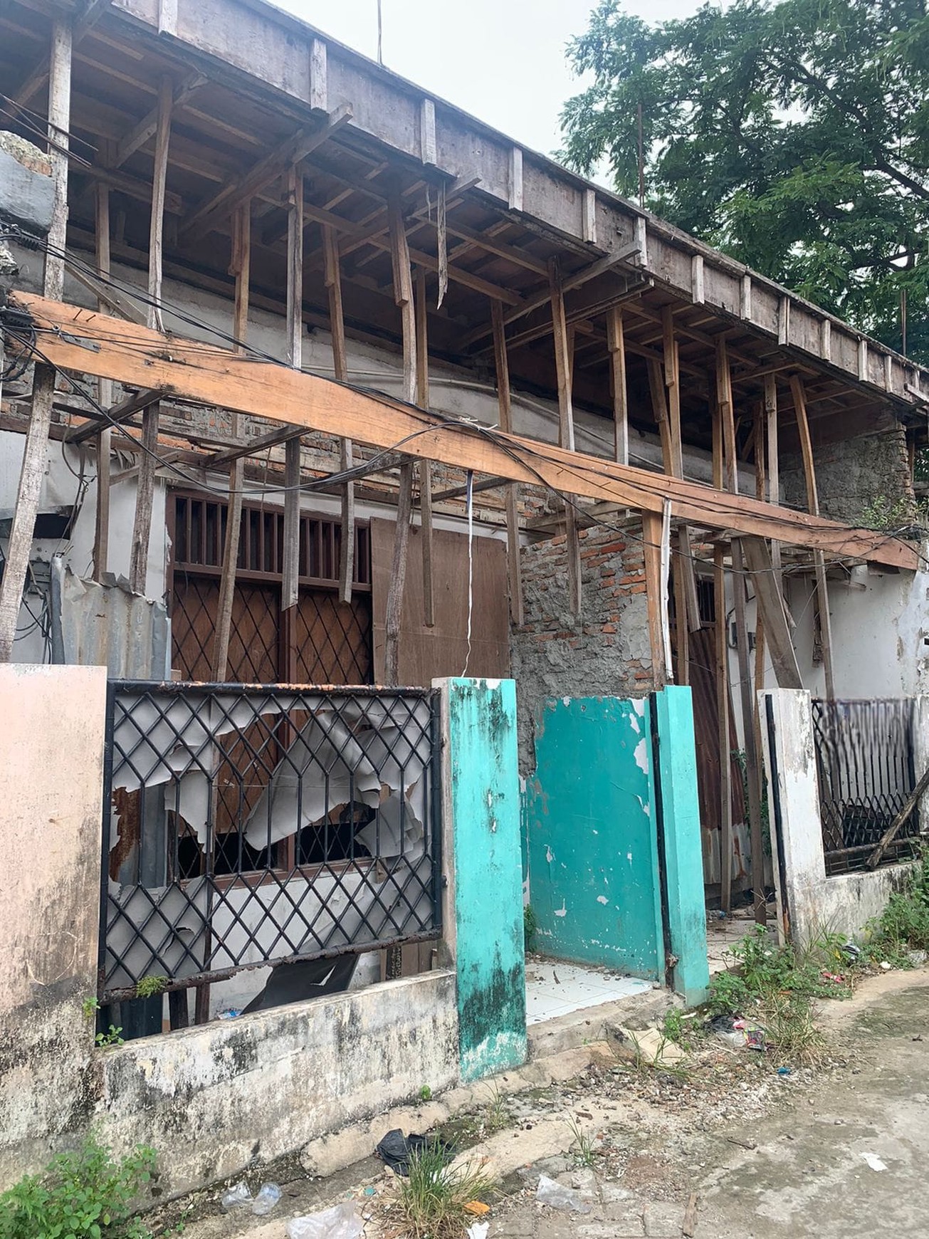 Rumah Di Jl Salih Jenggot Pondok Aren Tangerang Selatan