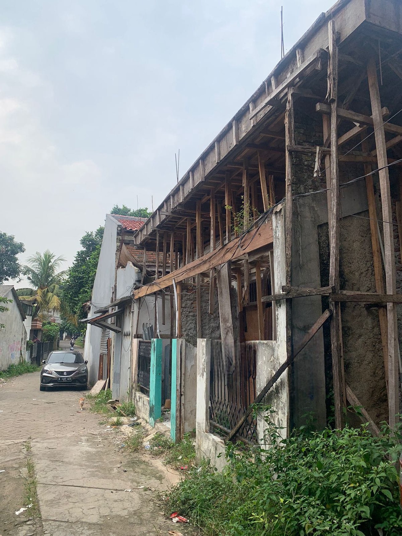 Rumah Di Jl Salih Jenggot Pondok Aren Tangerang Selatan