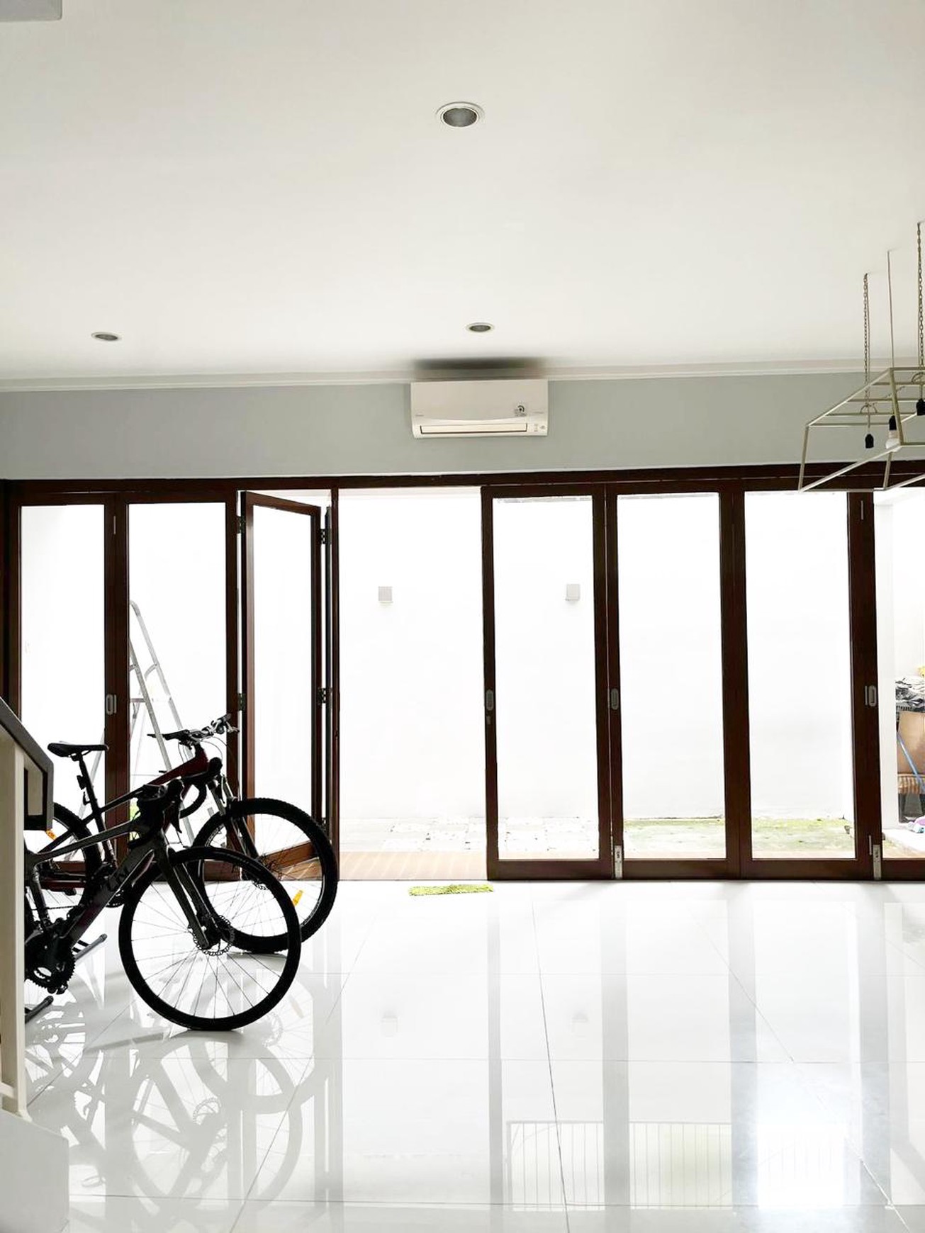 Rumah Bagus Di Discovery Conserva, Bintaro Jaya Sektor 9
