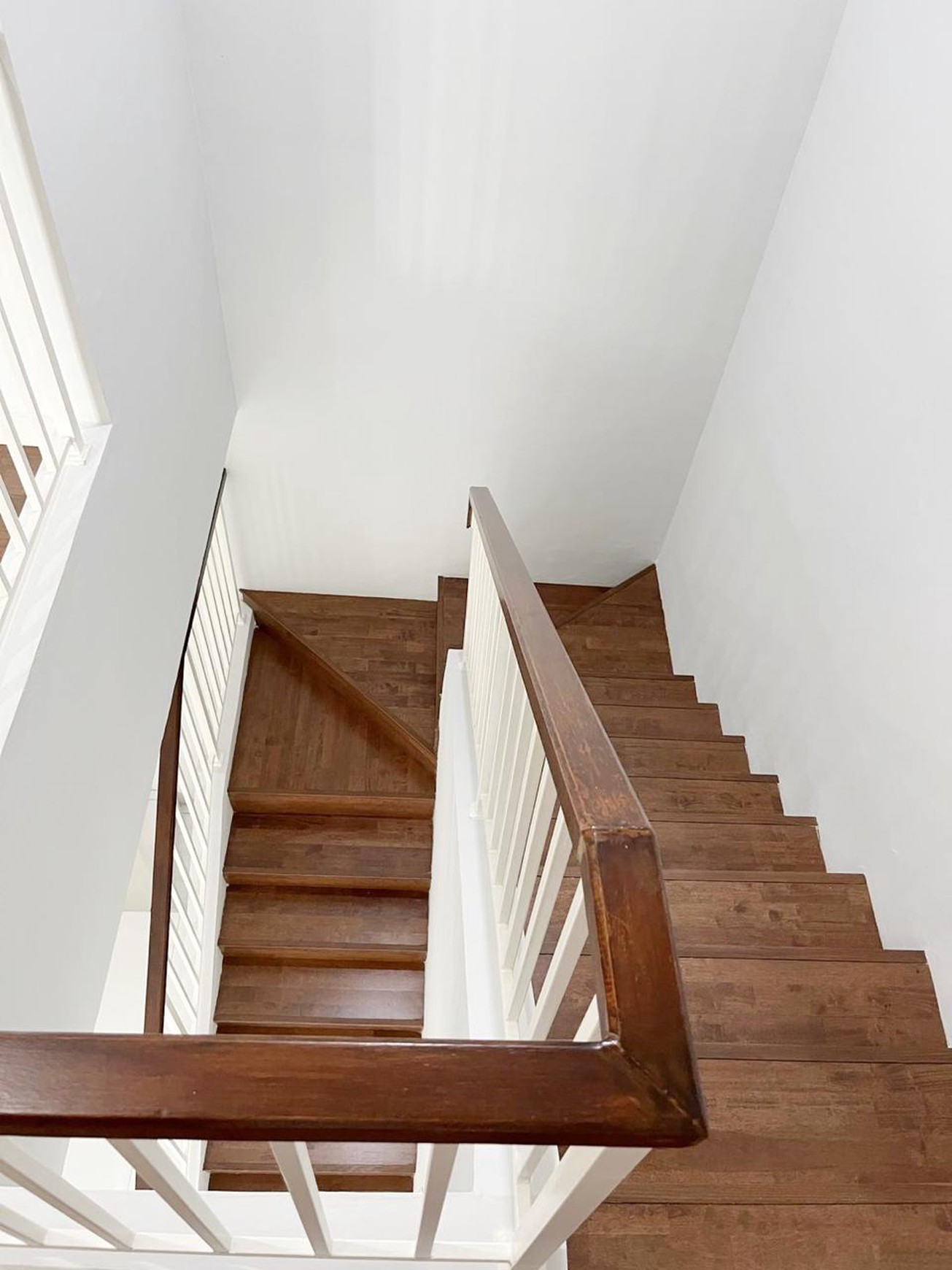 Rumah Bagus Di Discovery Conserva, Bintaro Jaya Sektor 9