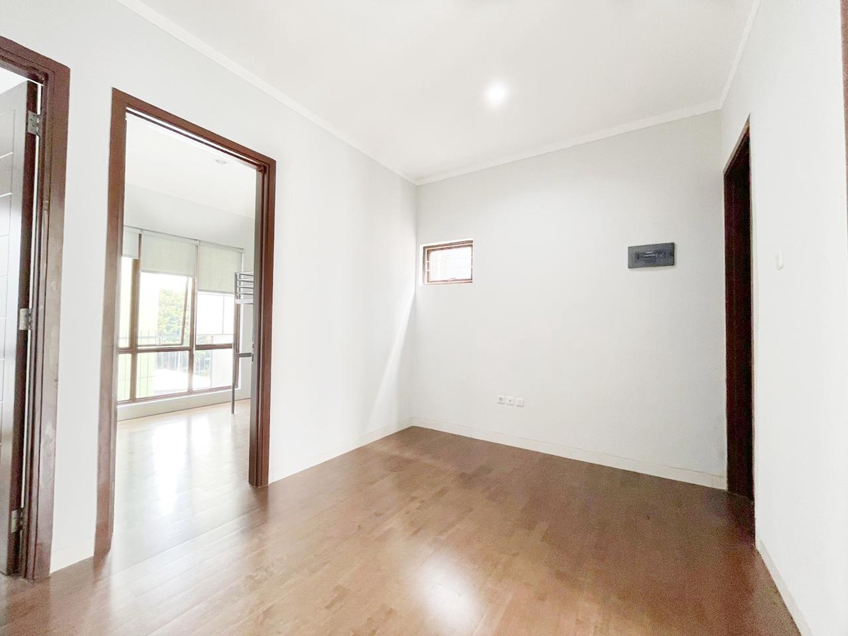 Rumah Bagus Di Discovery Conserva, Bintaro Jaya Sektor 9
