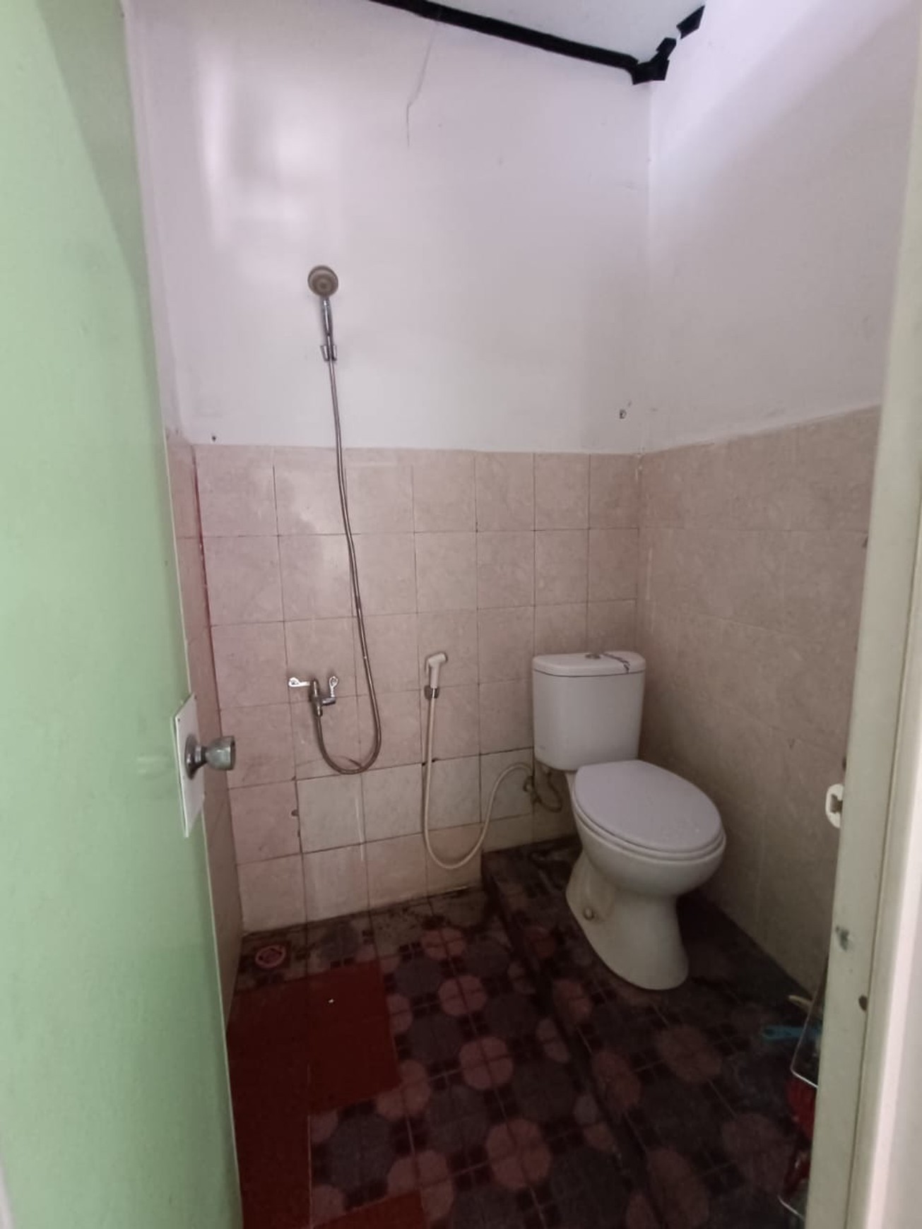 Rumah Bagus Murah Di Komp Taman Fasco Maruga Serua Ciputat