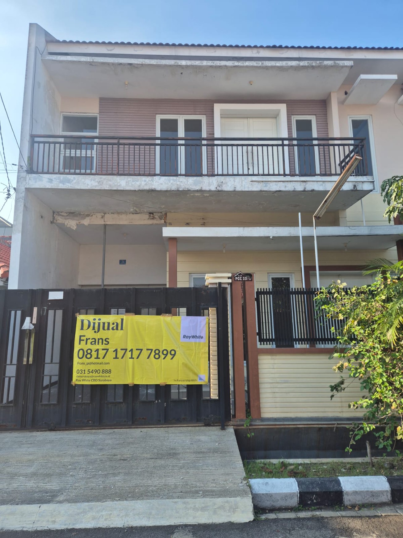 DIJUAL Rumah SIAP HUNI 2 lantai BESAR CLASSIC di Sutorejo Prima Indah, Surabaya timur