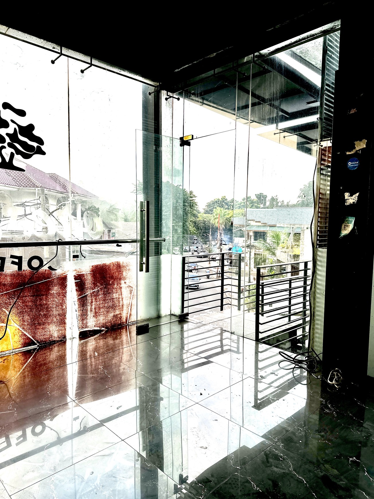 Ruang Usaha Di Lokasi Strategis Jl Bintaro Utama Jakarta Selatan