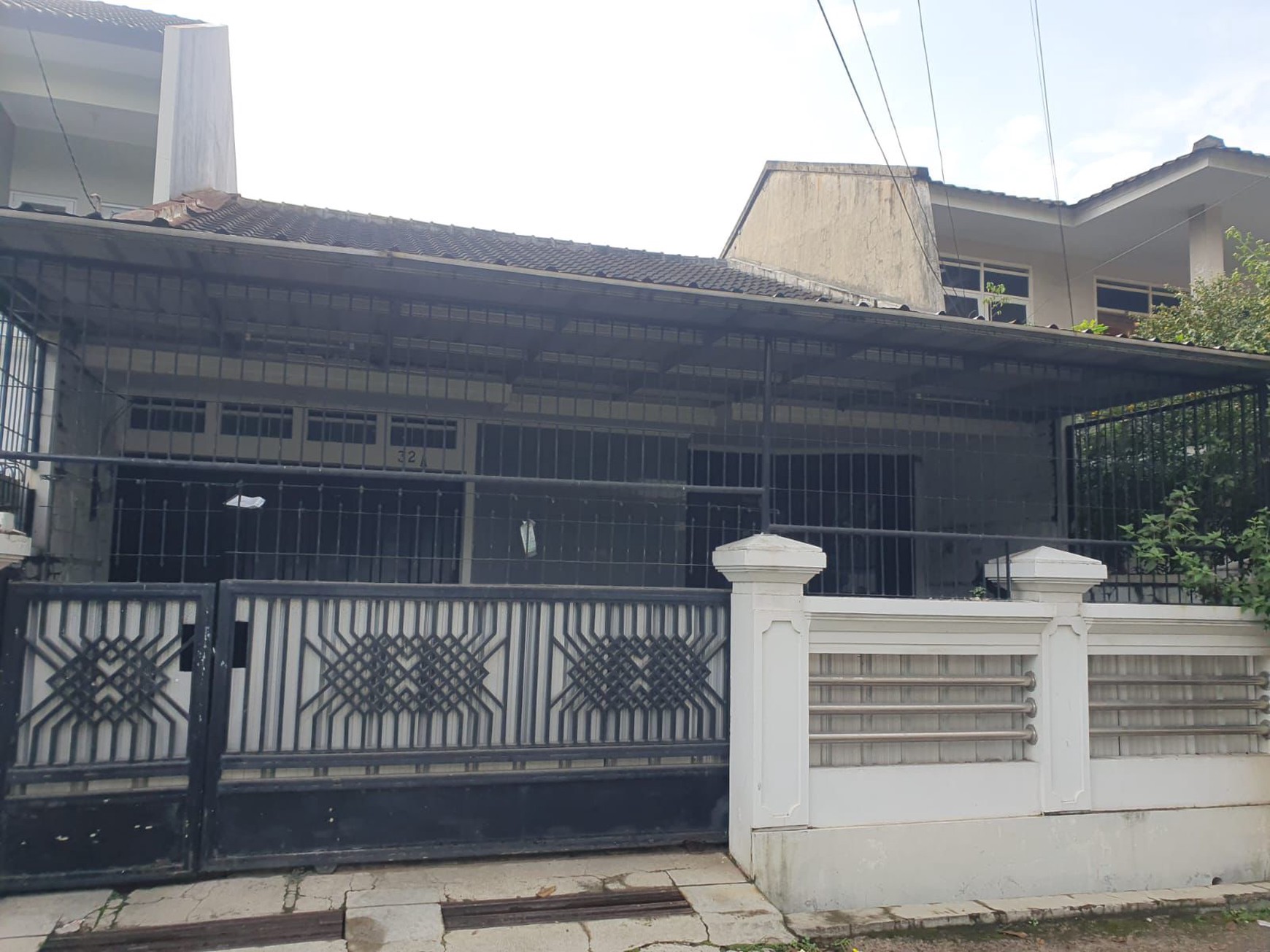 Rumah Keluarga di Pasir Salam, Bandung Kota