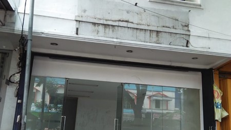 Disewakan Ruko 2 lantai di Jl Sunandar Priyosudarmo Malang