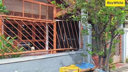 Dijual Rumah SHM di Rungkut Mapan Tengah Surabaya