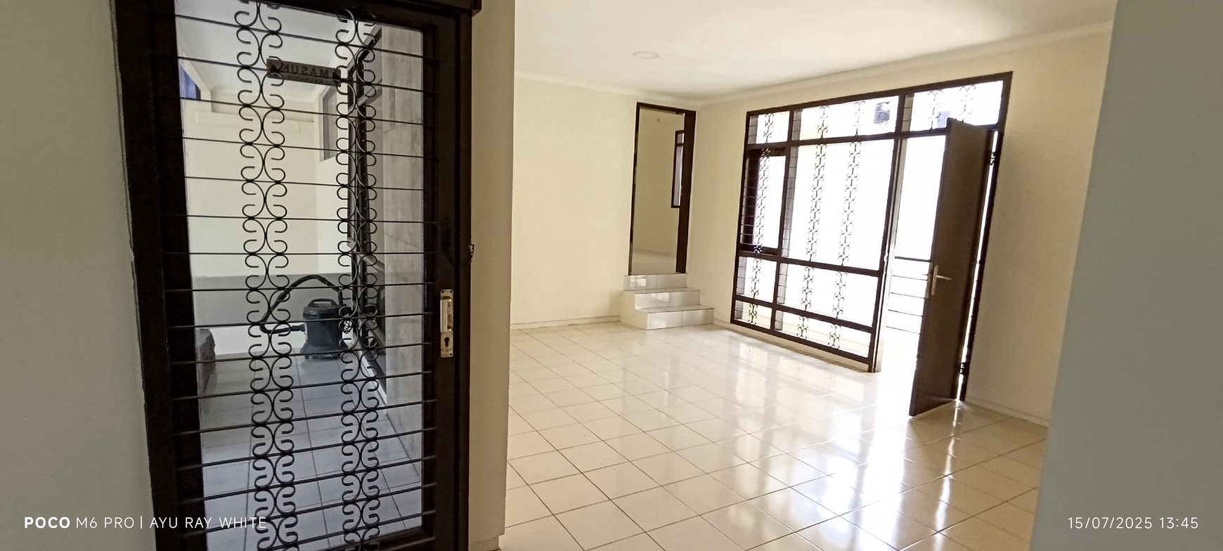 Ruang Usaha di Dr Djundjunan, Pasteur, Bandung