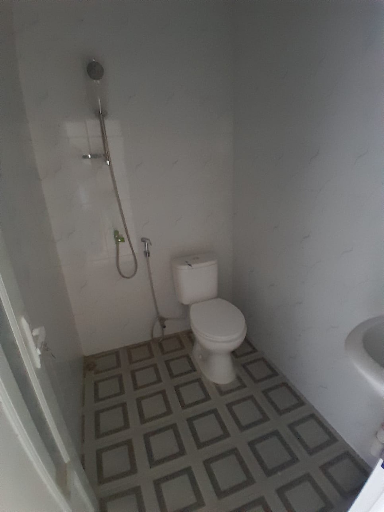 Rumah Cantik dan Kokoh 2 Lantai di Cibubur dijual