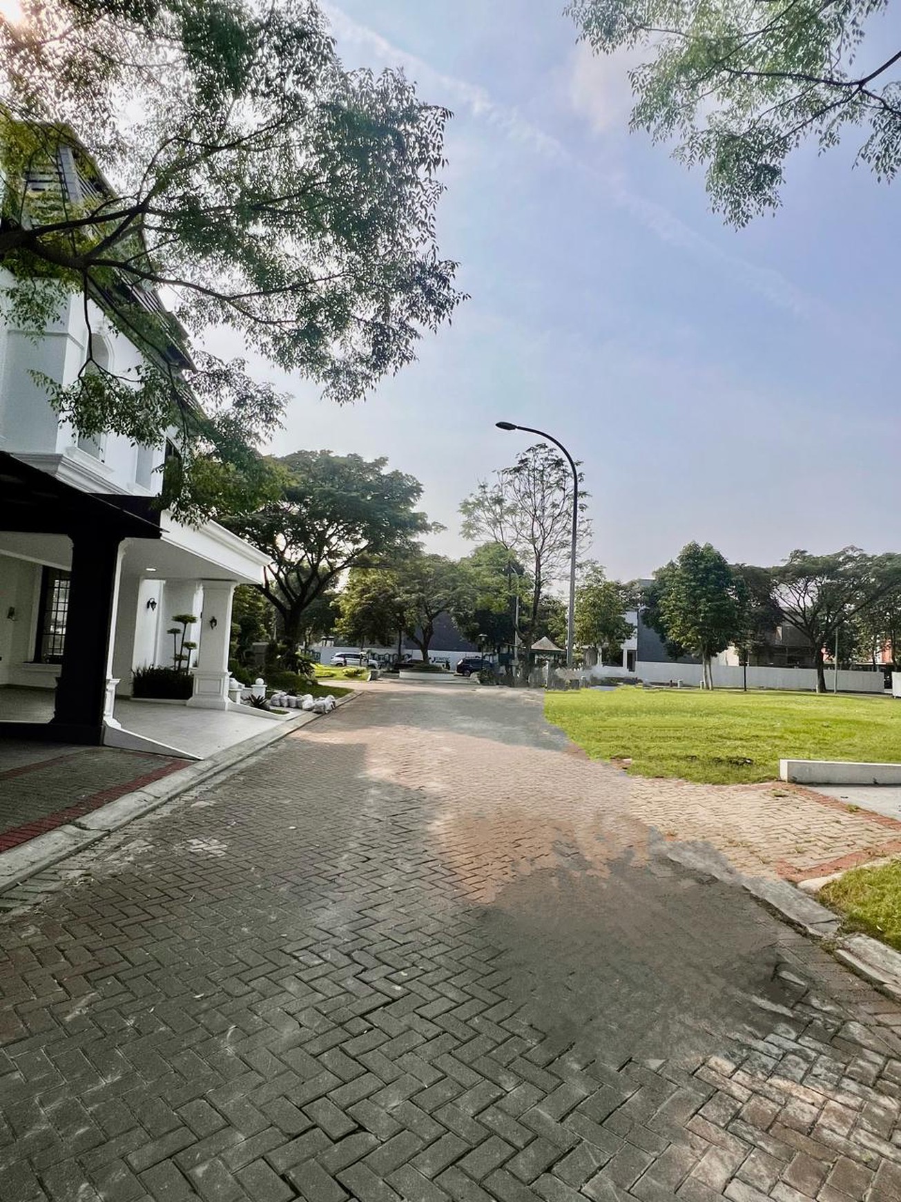 Rumah 2 lantai,dalam cluster di Bintaro Jaya 7