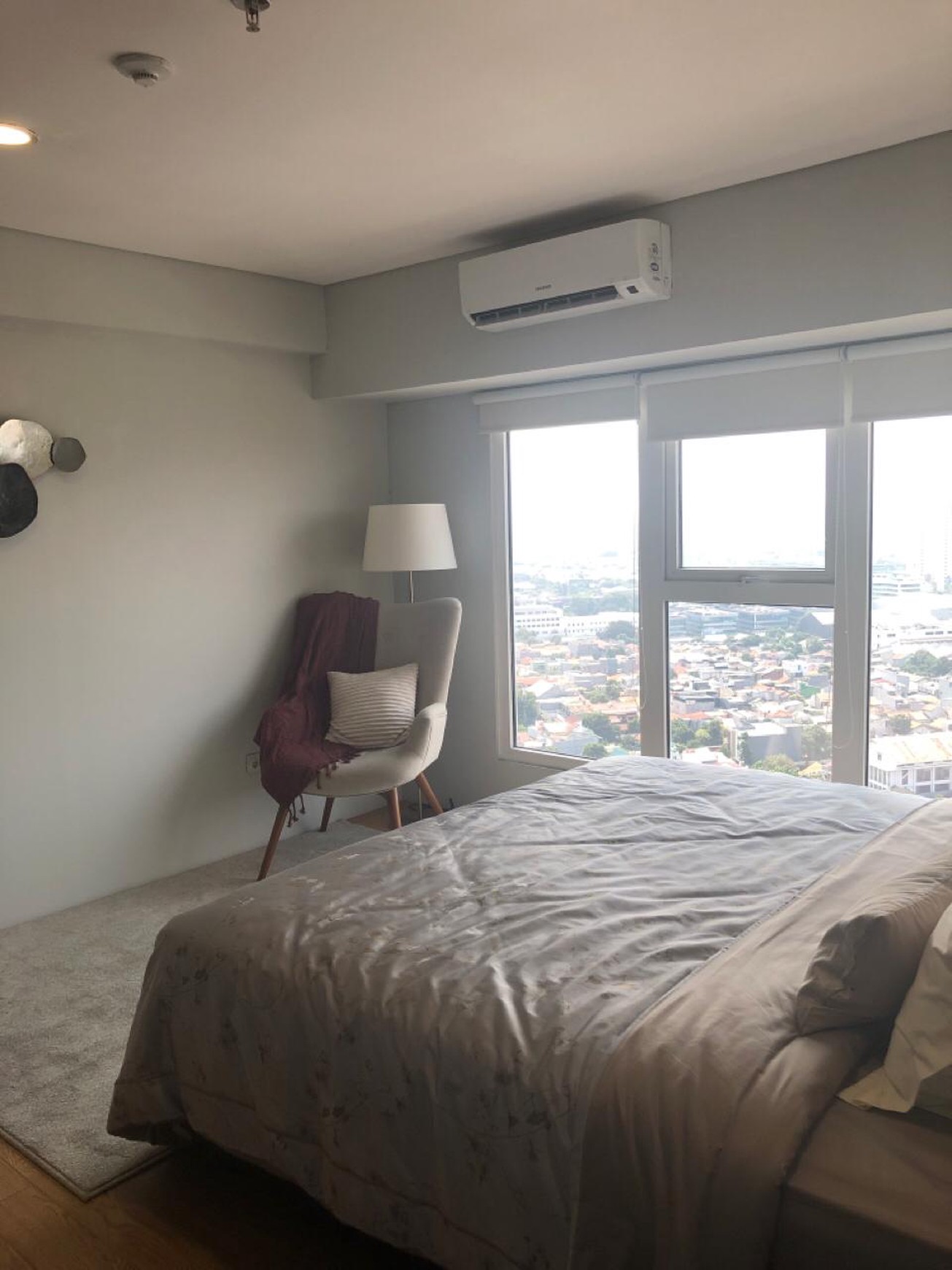 JUAL 3 BR MAQNA RESIDENCE HADAP TIMUR BERSIH, MODERN DAN SIAP DI HUNI!