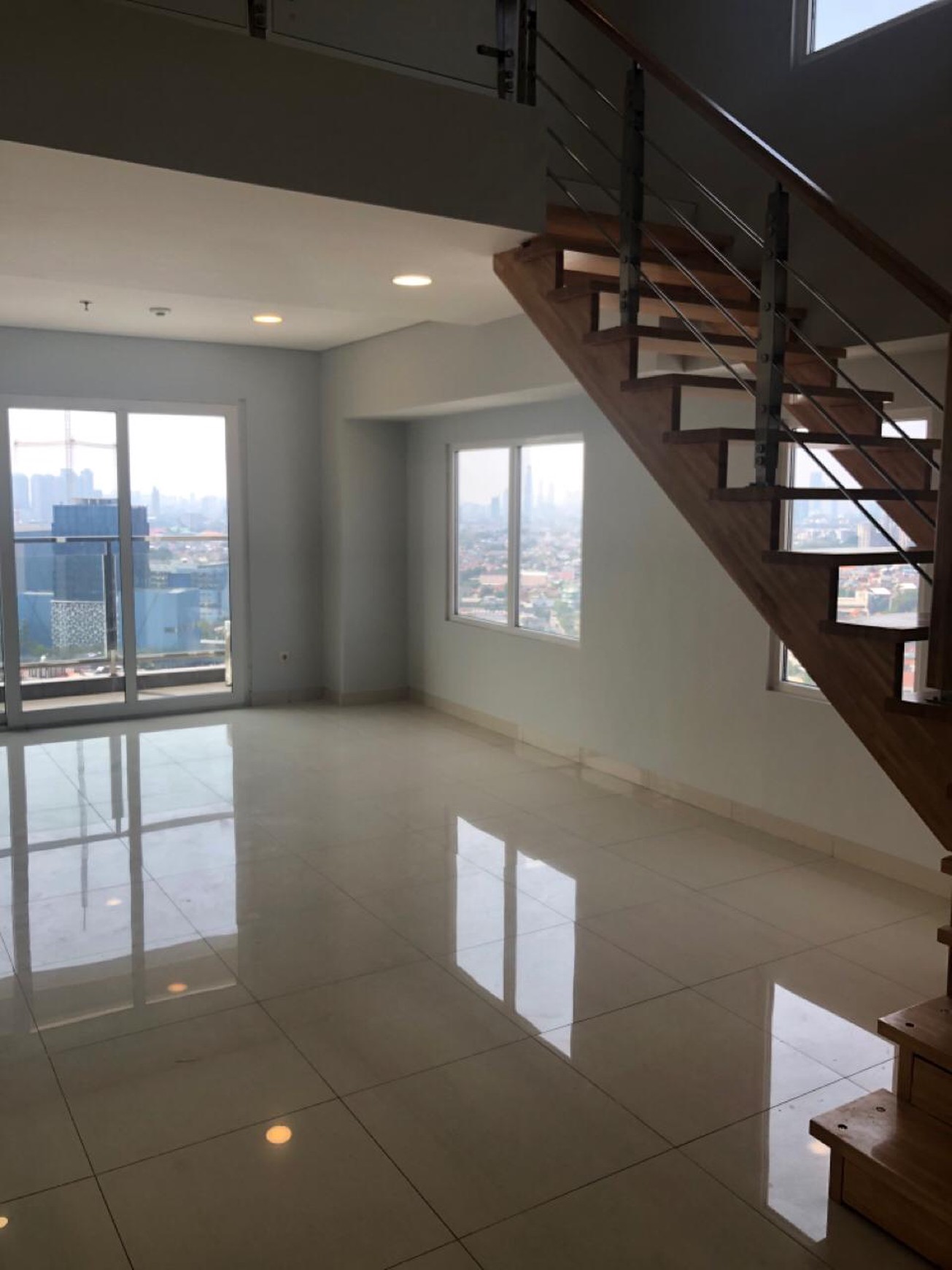 JUAL 3 BR MAQNA RESIDENCE HADAP TIMUR BERSIH, MODERN DAN SIAP DI HUNI!