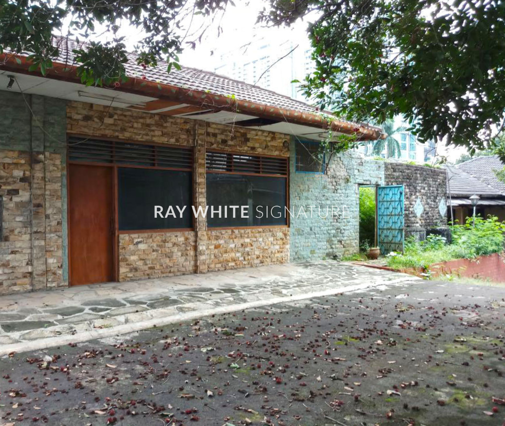 Dijual Tanah Komersil di Kemang Raya, Area Super Premium