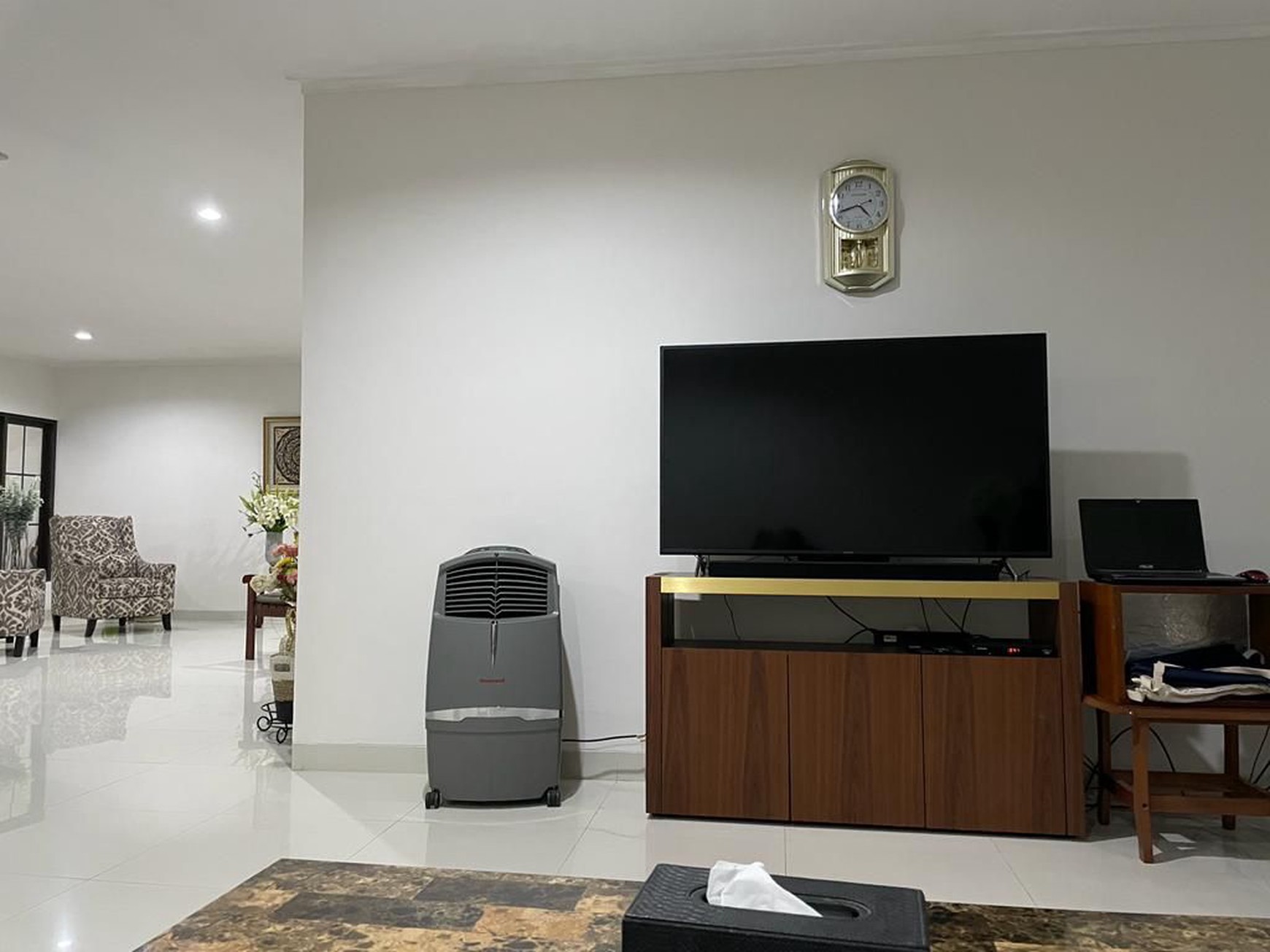 DIJUAL RUMAH SIAP HUNI JALAN CIRAGIL KEBAYORAN BARU