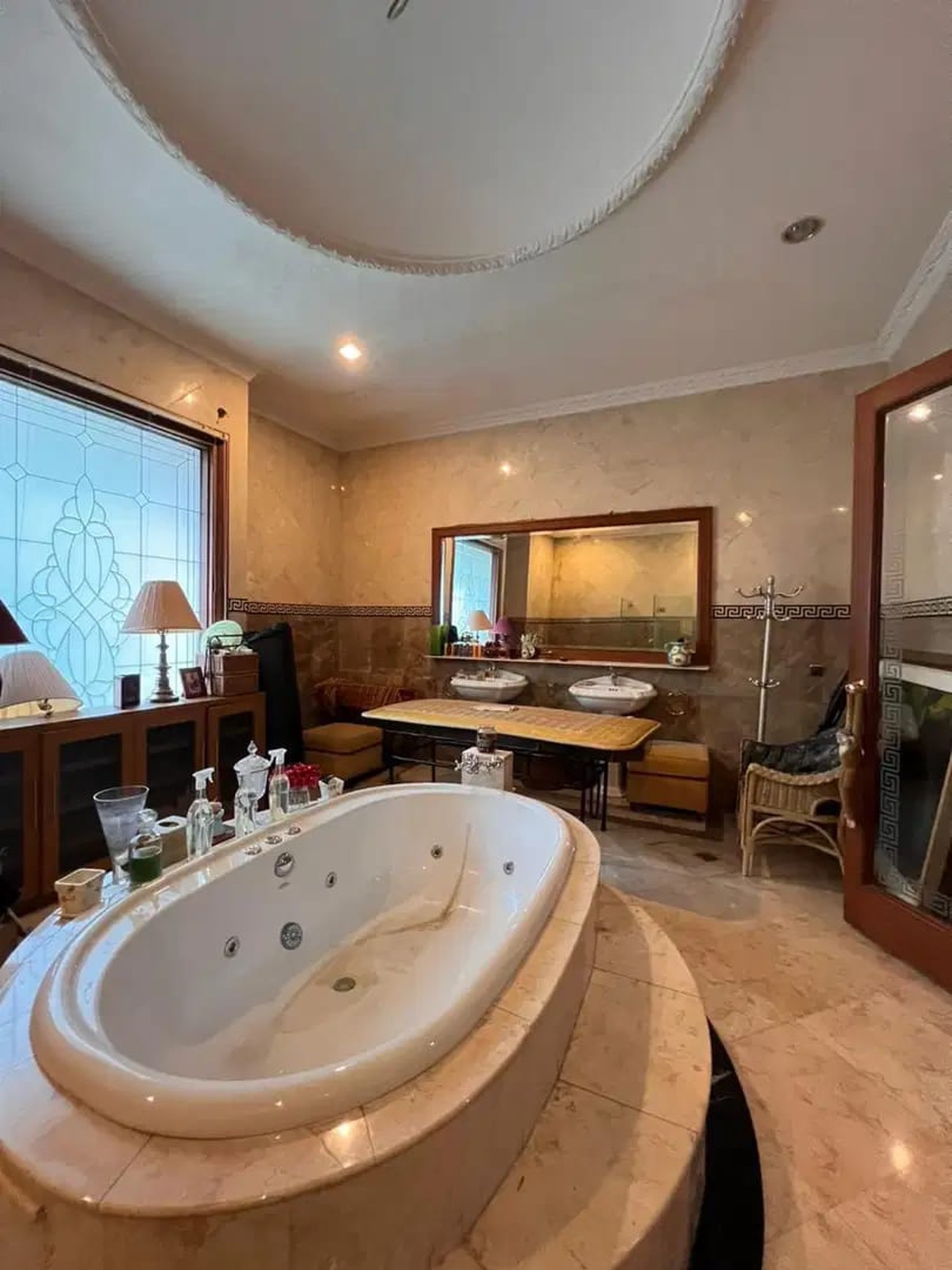 DIJUAL RUMAH SIAP HUNI JL WIDYA CHANDRA KEBAYORAN BARU