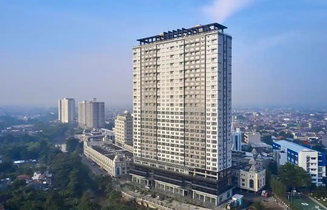 DI SEWA 3 BR MAQNA RESIDENCE HADAP TIMUR BERSIH, MODERN DAN SIAP DI HUNI