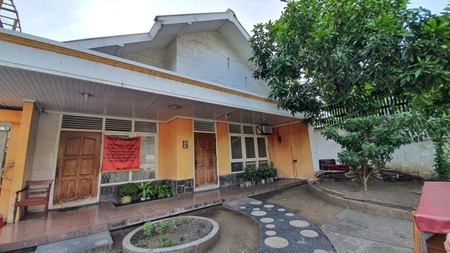 Jual rumah di pusat kota surabaya 