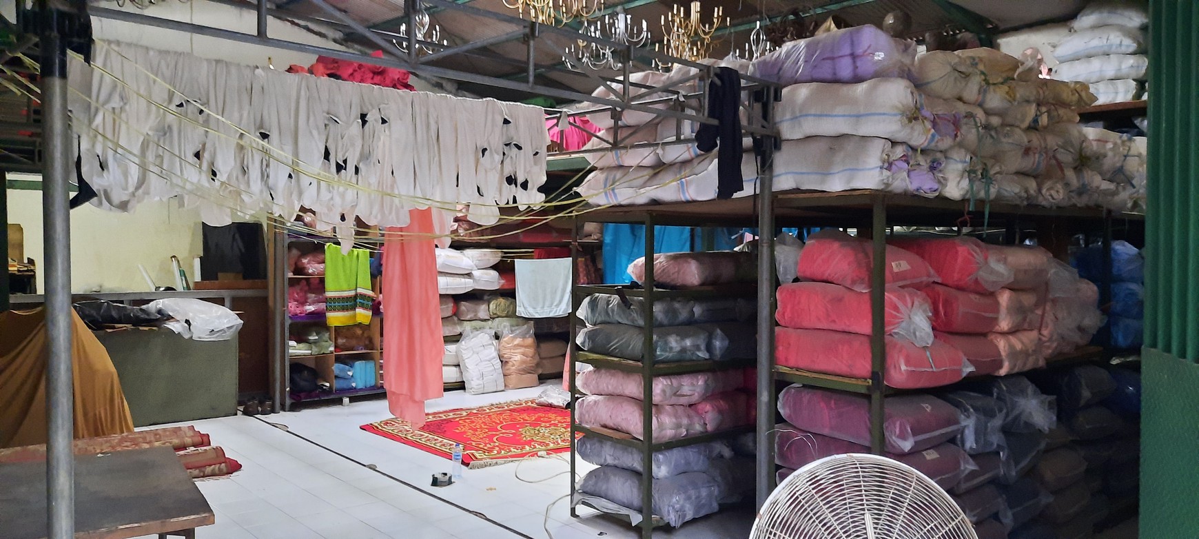 Di Jual Cepat dan Murah Tanah & Bangunan Jl Manunggal Ciracas Jakarta Timur