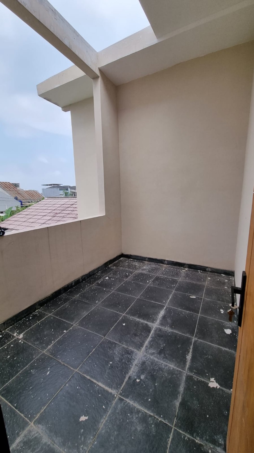 Rumah Asri 2 Lantai di jl Permata Inten, Bandung