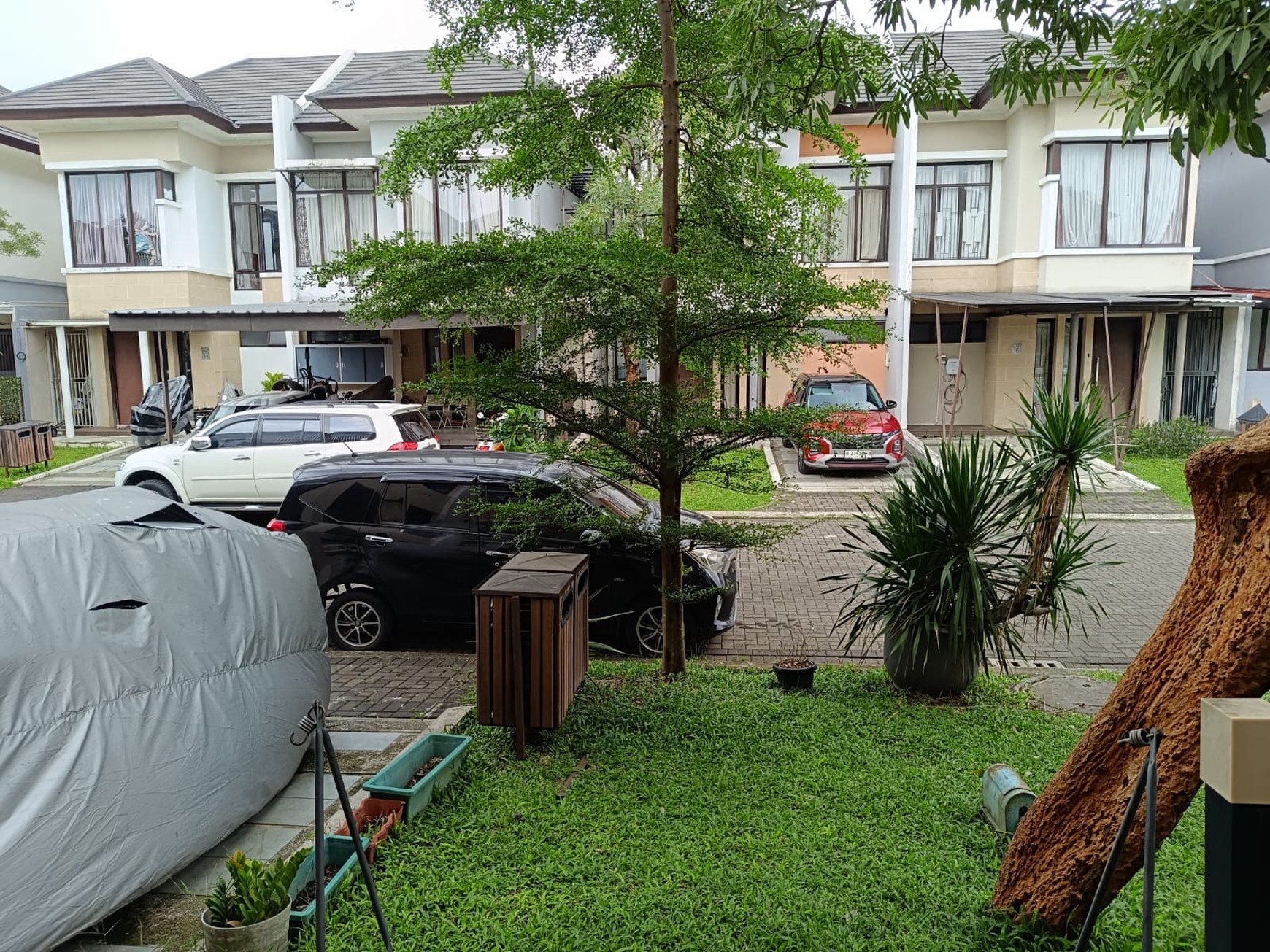 Rmh 2 Lt Strategis Illustria, Dekat Mall, Akses Tol, Dalam Kompleks