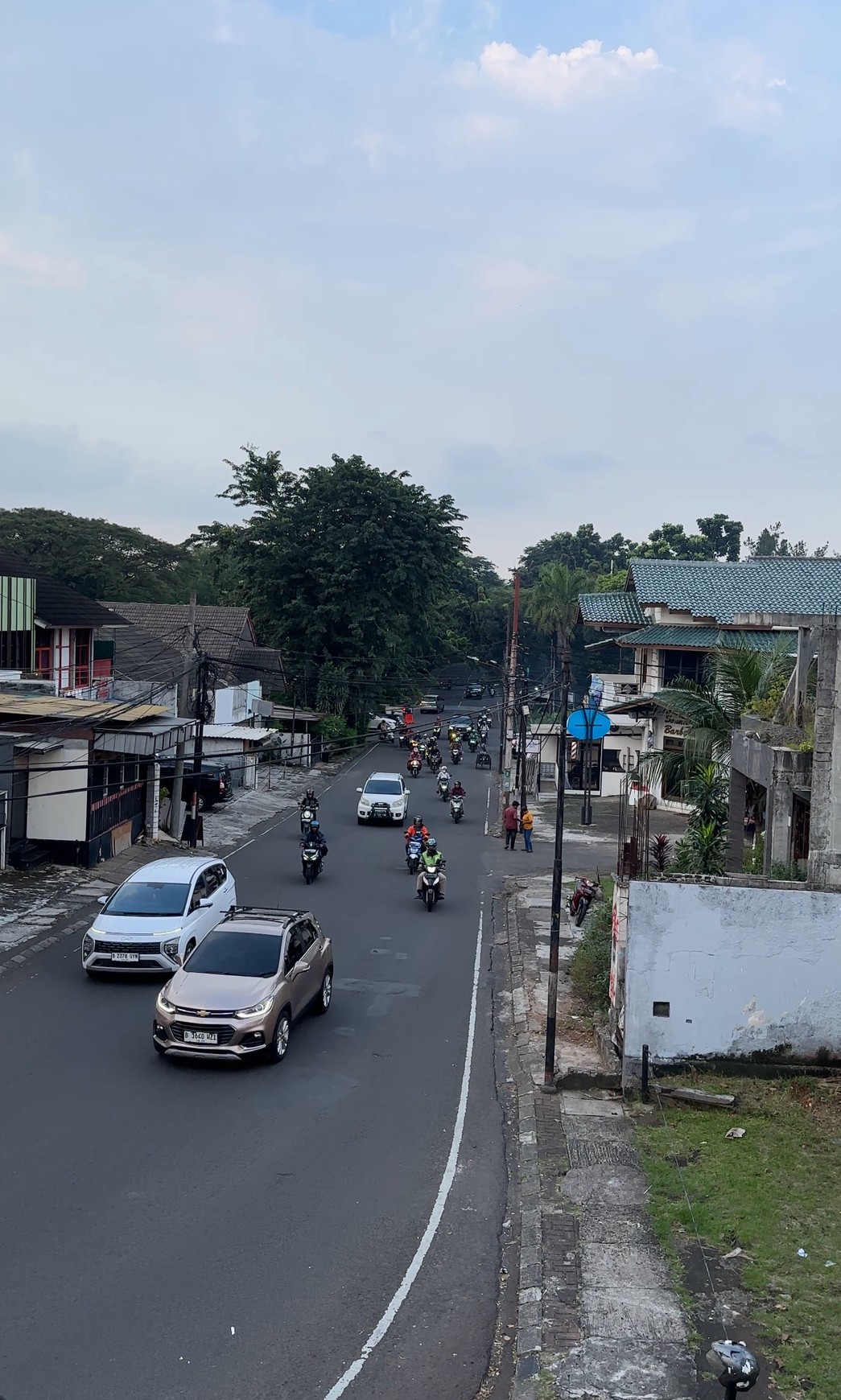 Ruang Usaha Multi-tenant Business Space Parkir Luas Lokasi Strategis Di Jl Bintaro Utama Sektor 1 Jakarta Selatan