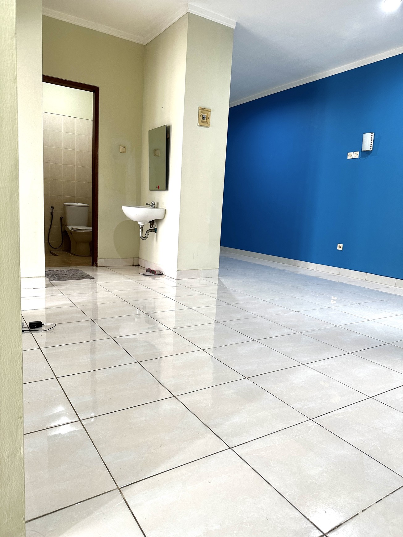 Rumah Bagus Di Emerald Town House Bintaro Jaya Sektor 9