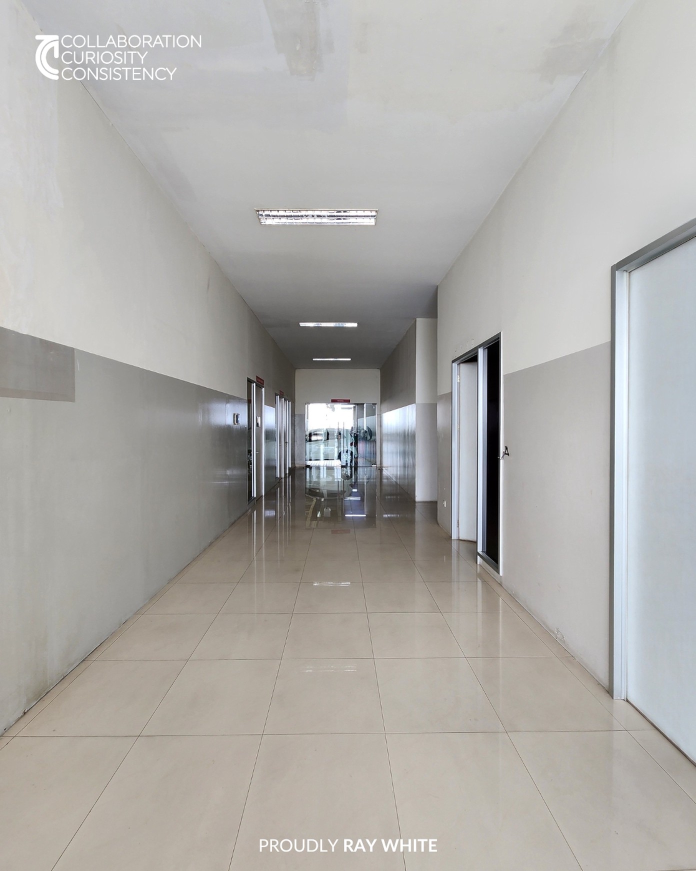 Dijual Showroom di Puri Indah, Jakarta Barat