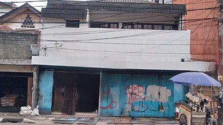 Ruko Stategis siap pakai di Kebayoran lama